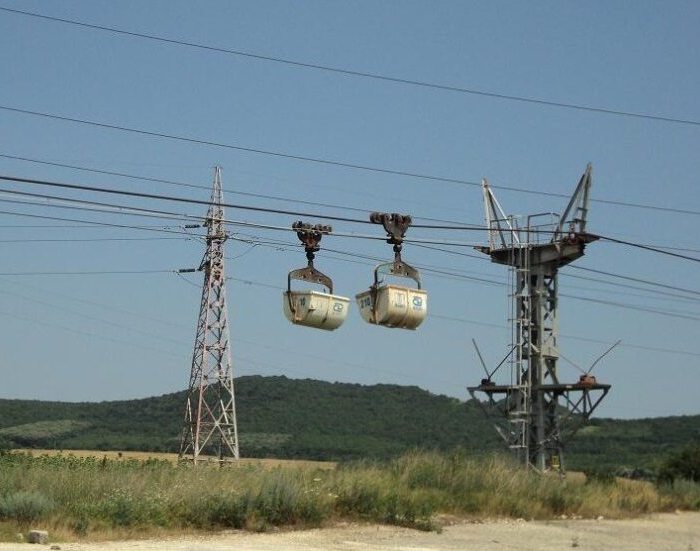 Industrial Cableway and Material Handling Ropeways for Bulk Material Handling