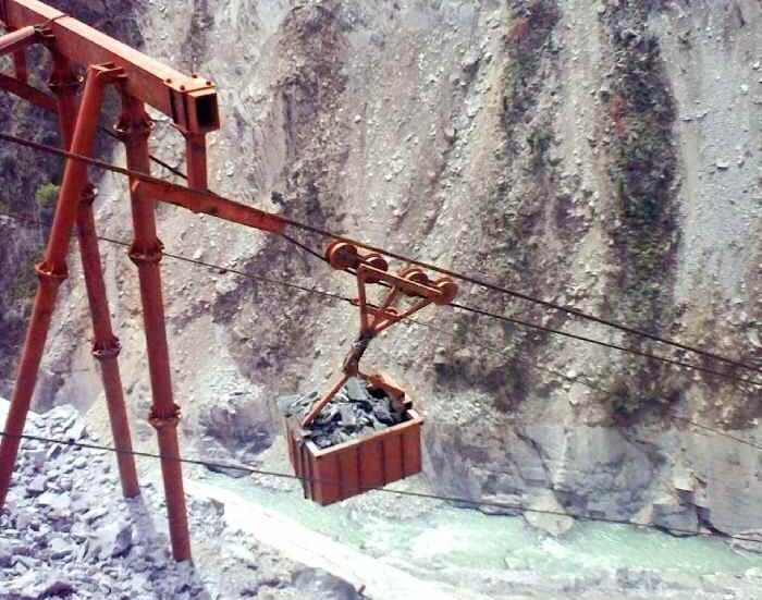 Industrial Cableway and Material Handling Ropeways for Bulk Material Handling1